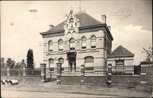 Ak Gits Hooglede Hooghlede Westflandern ?, Blick auf eine Villa