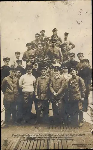 Ak Kapitän König mit seinen Offizieren und der Mannschaft, Frachttauchboot Deutschland