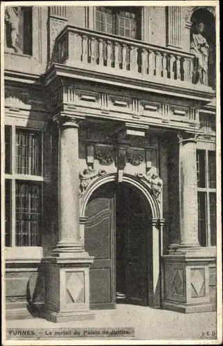 Ak Furnes Veurne Westflandern, Le Portail de Palais de Justice