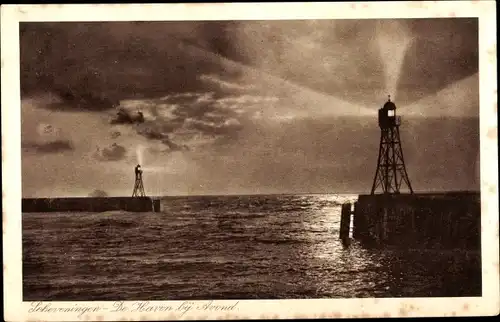 Ak Scheveningen Den Haag Südholland, De Haven bij Avond, Leuchtturm