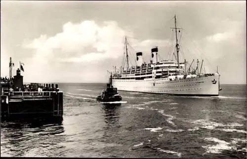 Ak Nordseeheilbad Cuxhaven, MS Italia passiert die Alte Liebe