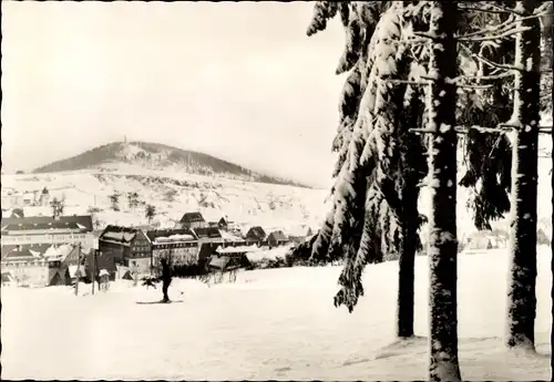 Ak Altenberg Erzgebirge, Ortsansicht mit Geisingberg, Winter