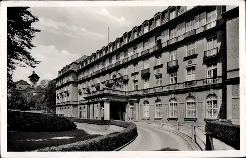 Ak Aachen in Nordrhein Westfalen, Hotel Quellenhof, Frontansicht mit Zufahrt