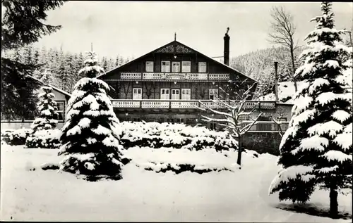 Ak Tabarz im Thüringer Wald, Hotel Schweizerhaus, Winteransicht