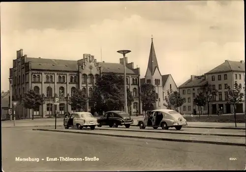 Ak Merseburg an der Saale, Ernst-Thälmann-Straße, Autos