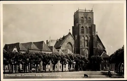 Ak Geertruidenberg Nordbrabant Niederlande, Elfhhuizen met Protestante Kerk