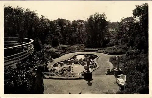 Ak Essen, Blick in den Grugapark, Staudenlichtung,Teich