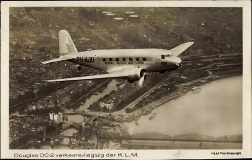 Ak Flugzeug, Douglas DC-2-verkeersvliegtuig der KLM