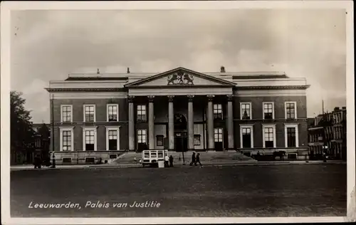 Ak Leeuwarden Friesland Niederlande, Paleis van Justitie