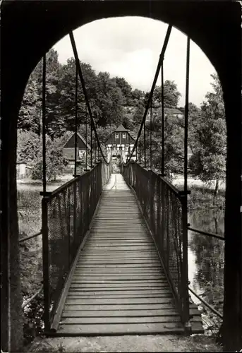 Ak Wolkenburg an der Mulde Limbach Oberfrohna Sachsen, Hängebrücke