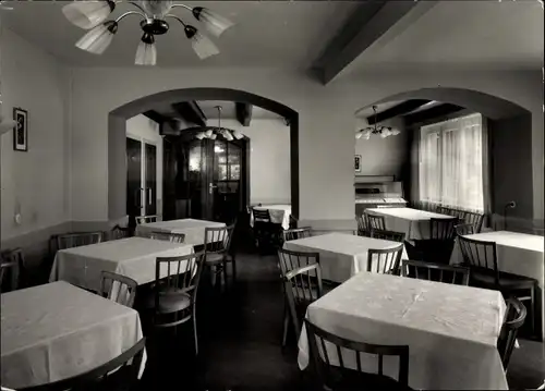 Ak Heinersdorf bei Lobenstein Wurzbach in Thüringen, Konsumgaststätte Zum Löwen, Speiseraum