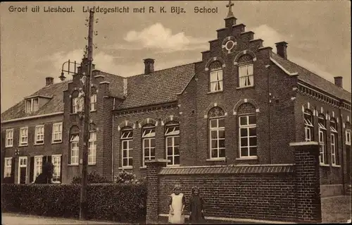 Ak Lieshout Nordbrabant Niederlande, Liefdegesticht met R. K. Bijz. School