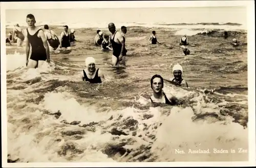 Ak Nes Ameland Friesland Niederlande, Baden in Zee