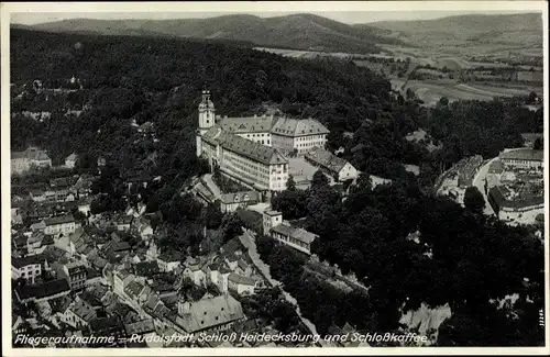 Ak Rudolstadt in Thüringen, Fliegeraufnahme, Schloss Heidecksburg und Schlosscafé