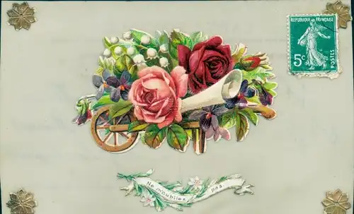 Zelluloid Ak Ne moubliez pas, Schubkarre, Rosen, Maiglöckchen, Kitsch