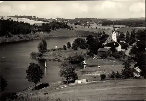 Ak Pöhl im Vogtland, Talsperre mit Altensalz, Kirche, Boote