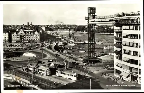 Ak Stockholm Schweden, Katarinahissen, Freiluftaufzug, Straßenbahnen, Straßenpartie