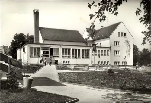 Ak Jößnitz im Vogtland, FDGB Erholungsheim Richard Mildenstrey, Eingang zum Speisesaal