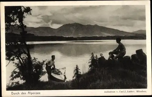Ak Durch den Alpensee, Kajak, Gebirge, Uferpartie