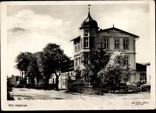 Ak Vitte Hiddensee Ostsee, Blick auf das FDGB Heim zur Ostsee, Straßenpartie