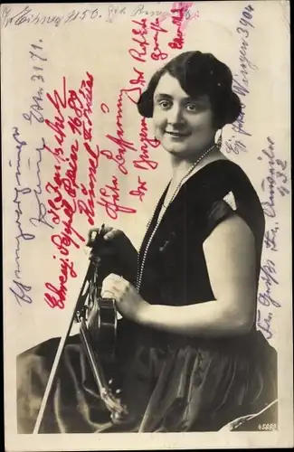 Foto Ak Portrait einer Frau mit Violine