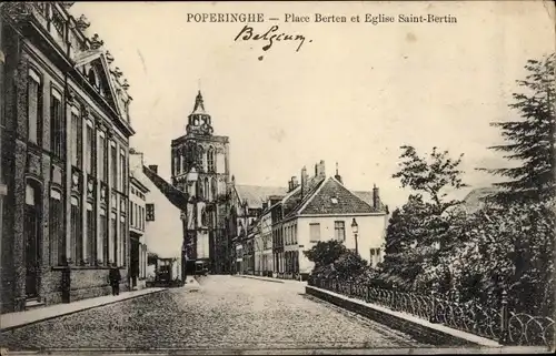 Ak Poperinghe Poperinge Westflandern, Place Berten et Eglise Saint Bertin