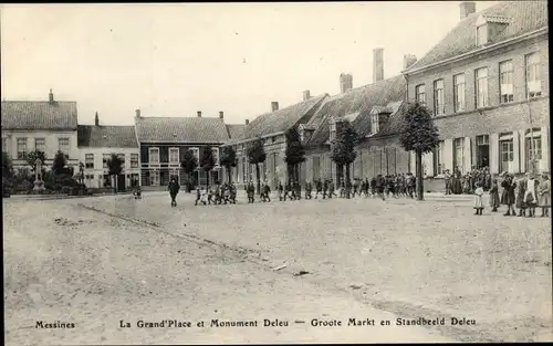 Ak Messines Mesen Westflandern, Le Grand'Place et Monument Deleu