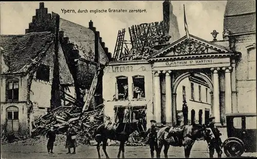 Ak Ypres Ypern Flandern, durch englische Granaten zerstört, Pferde