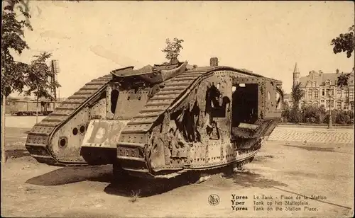 Ak Ypres Flandern, Le Tank, Place de la Station