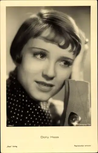 Ak Schauspielerin Dolly Haas, Portrait