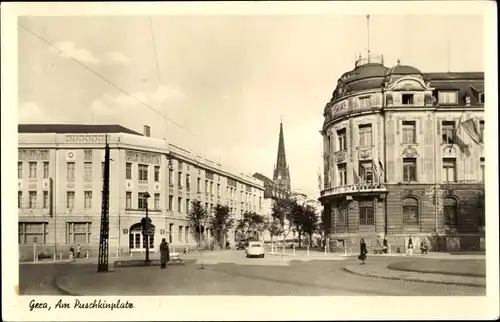 Ak Gera in Thüringen, Partie am Puschkinplatz, Straßenansicht, Kirche