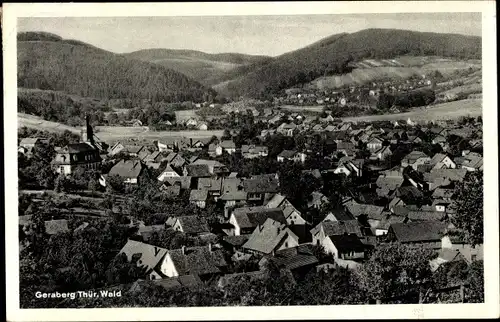 Ak Geraberg in Thüringen, Blick auf den Ort mit Umgebung