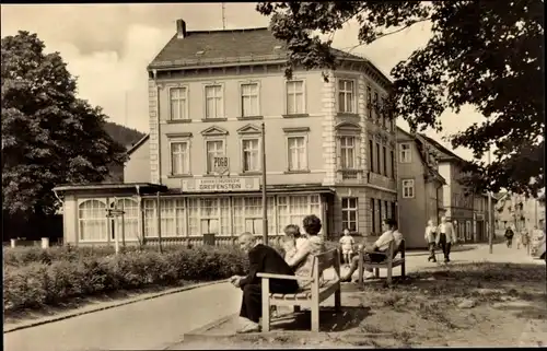 Ak Bad Blankenburg Thüringen, FDGB Erholungsheim Greifenstein, Parkbänke