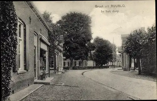 Ak Ruurlo Gelderland, In het dorp