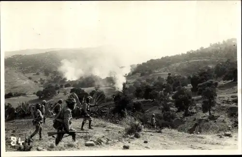 Foto Ak Marokko, Schlacht 1925-26, Soldaten