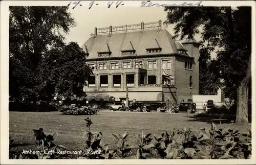 Ak Arnhem Gelderland Niederlande, Café Restaurant Royal