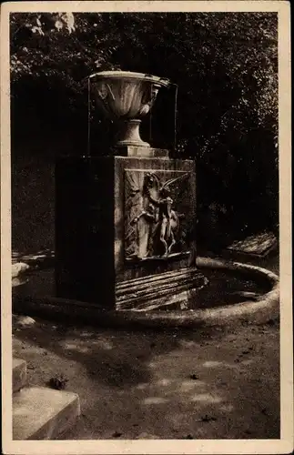 Ak Rudolstadt, Brunnen am Schloßaufgang II.