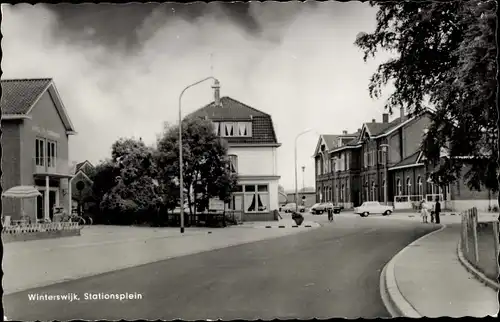 Ak Winterswijk Gelderland Niederlande, Stationsplein