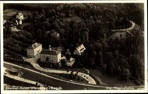 Ak Thermalbad Wiesenbad Erzgebirge, Fliegeraufnahme