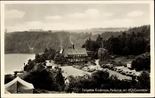 Ak Kriebstein Mittelsachsen, Talsperre Kriebstein, HO Gaststätte, Parkplatz