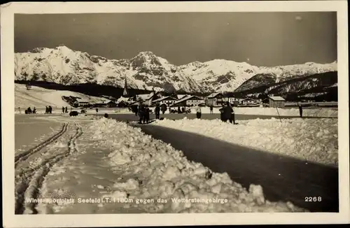 Ak Seefeld in Tirol, Blick gegen das Wettersteingebirge