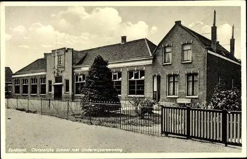 Ak Zuidland Südholland, Christelijke School met Onderwijzerswoning