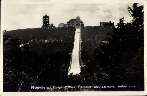 Foto Ak Oberwiesenthal im Erzgebirge, Fichtelberg, Autostraße