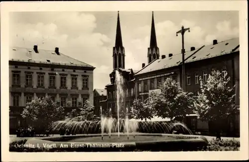 Ak Oelsnitz Vogtland, Am Ernst-Thälmann-Platz, Brunnen