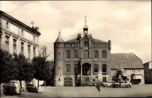 Ak Laage in Mecklenburg, Rathaus am Marktplatz