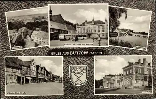Ak Bützow in Mecklenburg, Wappen, Rathaus, Platz der Freiheit, Wilhelm Pieck Straße, Bahnhof