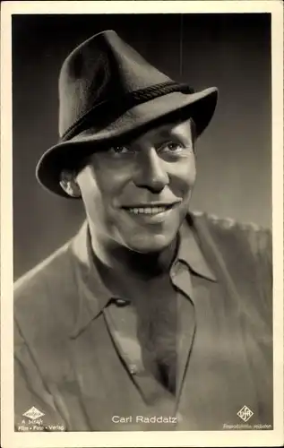 Ak Schauspieler Carl Raddatz, Portrait, Hut