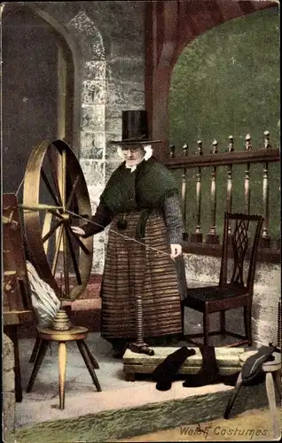 Ak Wales, Welsh Costumes, Frau in Tracht, Spinnrad