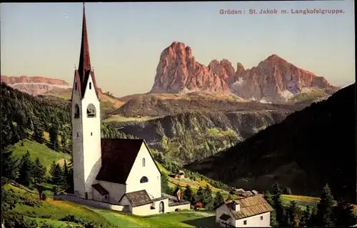 Ak Gröden Selva di Valgardena Südtirol, St. Jakob mit Langkofelgruppe