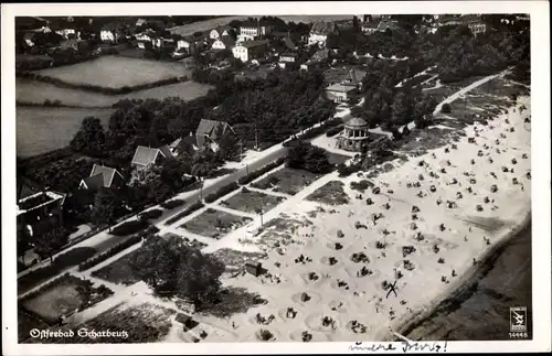 Ak Ostseebad Scharbeutz in Holstein, Blick auf den Strand, Fliegeraufnahme